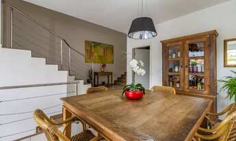 Imagem 4: Casa reformada a venda no residencial 11 Alphaville