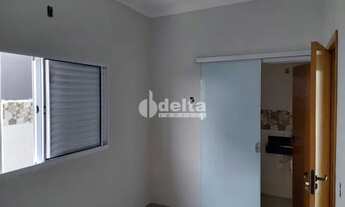 Imagem 2: Casa à venda, 2 quartos, 1 suíte, 2 vagas, Shopping Park - Uberlândia/MG