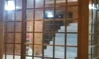 Imagem 4: CASA COM 4 QUARTOS PARA ALUGAR EM CONDOMÍNIO COM ÁREA DE LAZER EM ALDEIA!