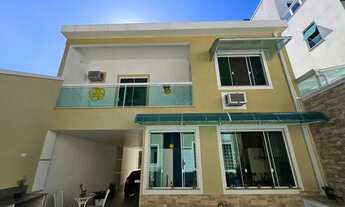 Imagem 7: Taquara. Casa Dúplex com Salão, 4 Quartos, Sendo 1 Suítes e 3 Vagas