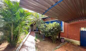 Imagem 2: Casa para venda possui 360 metros quadrados com 3 quartos em Caiçaras - Belo Horizonte - M