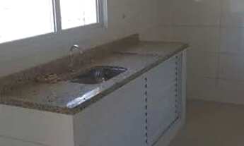 Imagem 7: Casa para aluguel tem 98 metros quadrados com 2 quartos em Residencial Santa Giovana - Jun