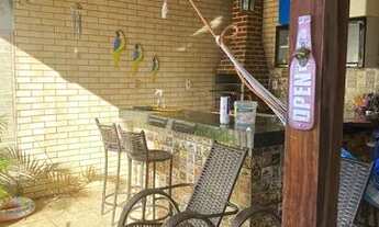 Imagem 4: Casa com piscina