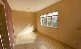 Imagem 4: Casa 2 quartos, vaga, centro de Nilópolis