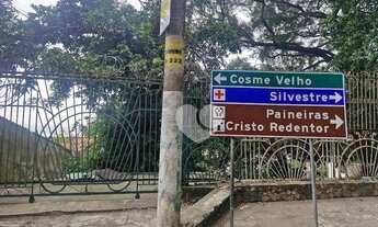 Imagem 2: Casa em Santa Teresa, 9 dormitórios, 1 suíte, 4 banheiros, 4 vagas de garagem, vista panor