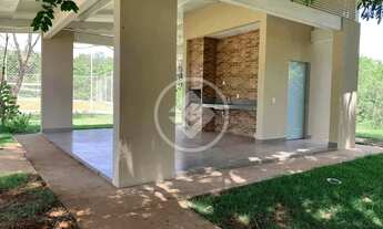 Imagem 6: REF: OFFICE2226 Casa no condomínio Rosas de Leiria, sendo 3 suíte com 246m², Goianira - GO