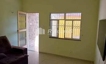 Imagem 2: Casa com três quartos na rua Artur Neiva - jardim Sulacap