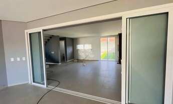 Imagem 7: Casa tipo sobrado 03 dormitórios com suite, closet e sacada no Bairro São José em Santa Ma