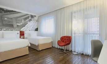 Imagem 3: Flat Mercure Paulista disponível para venda com 56m², 1 dormitório e 1 vaga de garagem