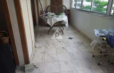 Imagem 6: SALA 3 QUARTOS NA QUADRA DA PRAIA COM VAGA ESCRITURADA COM 204M² IPTU