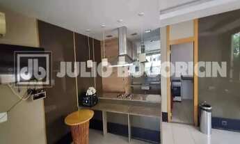 Imagem 5: Linda Cobertura/ Taquara/ Jacarepaguá/ 03 dormitórios/ 02 vagas/ Suíte/ Infraestrutura/ Ag