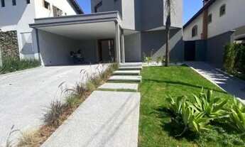 Imagem: Casa à venda em Santana de Parnaíba, Alphaville