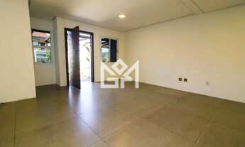 Imagem 2: Casa à Venda no Bairro Hípica, Porto Alegre 175 m², 3 Dormitórios