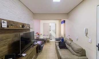 Imagem 4: Casa à Venda - Vila Carmosina, 3 Quartos, 180 m2