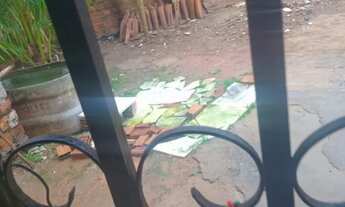 Imagem 4: Vendo terreno com uma casa no Residencial Nova Vida, próximo a Andiroba