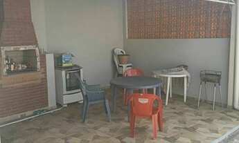 Imagem 1: Casa Térrea em Valinhos com 3 dorms. c/suíte e 3 vagas de garagem