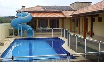 Imagem 2: Casa de condomínio para venda tem 400 metros quadrados com 3 quartos