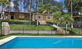 Imagem 2: Chácara em Atibaia com 6.000 m2 de Terreno. Excelente Localização