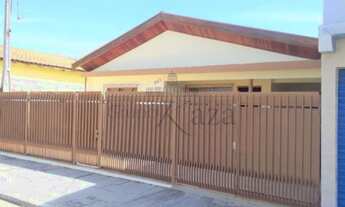 Imagem 2: Casa Térrea a venda, 3 quartos (1 suíte), no Monte Castelo, zona leste, região central, ót