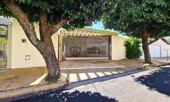 Imagem: Araraquara - Casa Padrão - Jardim Das Roseiras