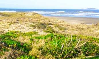 Imagem 2: Duas casas,de frente para a principal em Itapirubá a 350 metros até a praia