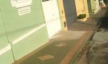 Imagem 3: Casa para aluguel tem 100 metros quadrados com 3 quartos em Centro - Altinópolis - SP