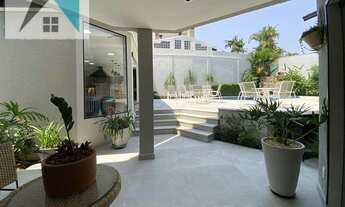 Imagem 5: Casa em Condomínio para Venda em Cotia, Granja Viana, 3 dormitórios, 3 suítes, 5 banheiros