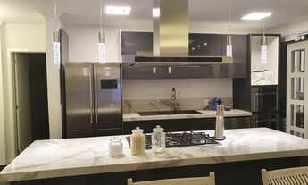 Imagem 5: Apartamento para venda tem 188 metros quadrados com 4 quartos em - Ubatuba