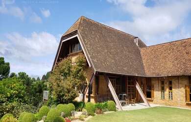 Imagem 2: Sobrado a Venda em Campos do Jordão