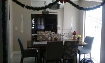 Imagem 2: Casa - Bosque dos Eucaliptos - 3 Dormitórios - 150m²