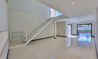 Imagem 3: Casa no condomínio Villaggio 3 para venda