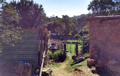 Imagem 4: Chácara para Venda em Arujá, Canjicas, 3 dormitórios, 1 banheiro, 10 vagas