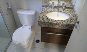 Imagem 7: Varanda com vista para piscina - 03 dormitórios com 01 suíte - 01 vaga