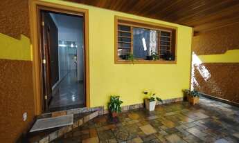 Imagem 2: Casa térrea impecável com 244m² de terreno