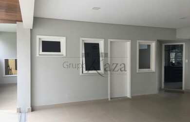 Imagem 3: Casa de condomínio sobrado para venda tem 420 metros quadrados com 4 quartos