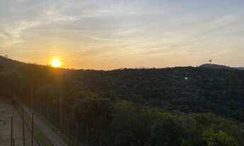 Imagem 5: Casa de condomínio sobrado para venda tem 600 metros quadrados com 4 quartos