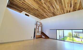 Imagem 4: Casa de condomínio para venda tem 600 metros quadrados com 4 quartos