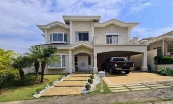 Imagem: LINDO SOBRADO COM 3 SUÍTES E PISCINA