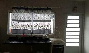 Imagem 2: Sobrado para venda tem 190 metros quadrados com 4 quartos