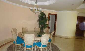 Imagem 7: Casa de condomínio para venda tem 626 metros quadrados com 4 quartos