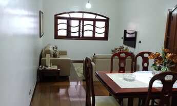 Imagem: Belíssimo e amplo sobrado, acabamento diferenciado