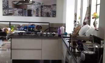 Imagem 5: Casa para venda com 275 metros quadrados com 3 quartos em Centro - Águas de São Pedro - SP