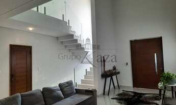 Imagem 6: Casa - Condomínio Terras do Vale - 240m² - 3 Suítes - Piscina