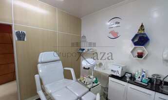 Imagem 7: Casa Sobrado - Bairro Vila Pinheiro - Jacareí - 3 Dormitórios 1 suíte - 270m²