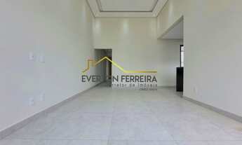 Imagem 5: Casa Térrea Cond. Jd. Mantova, c/ 3 Suítes, Aquecedor Solar Instalado e 4 Vagas de Garagem