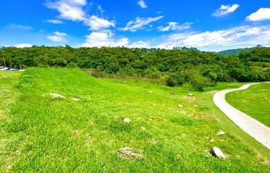 Imagem 5: Lote Condomínio VILA DA MATA São Roque Area 1.610 m² com pequeno declive Ao lado do camp