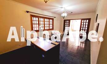 Imagem 7: Casa de condomínio para venda possui 390 metros quadrados com 4 quartos