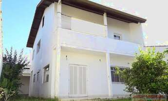 Imagem 3: Sobrado para Venda em Peruíbe, Jardim Peruibe, 4 dormitórios, 2 banheiros, 5 vagas