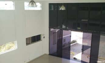 Imagem: Ponto comercial/Loja/Box para aluguel possui