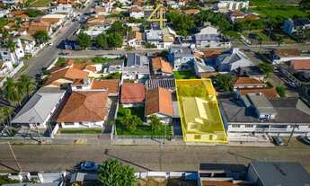 Imagem: Terreno com casa em ótima localização!